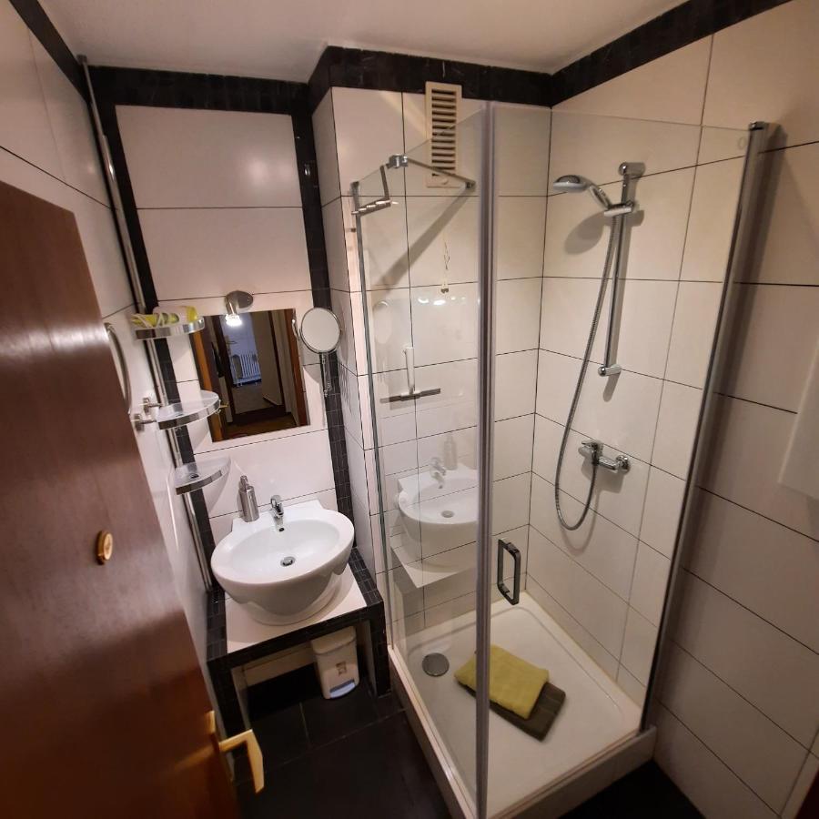 Apartment 3 Minuten zu Fuss zum Meer  Lübeck Buitenkant foto
